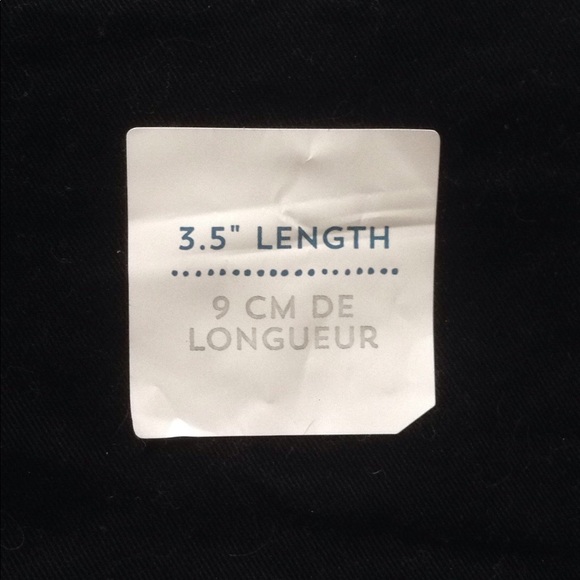 Black Size 0 Old Navy Pixie Cut Shorts NWT - Picture 7 of 7